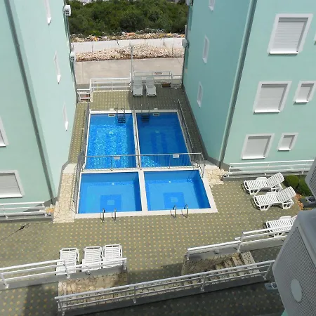 Bayview Apartament *